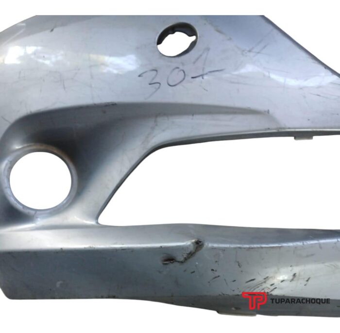 Parachoque Delantero Peugeot 301 (detalle)